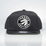 Mitchell & Ness snapback Toronto Raptors 950kč