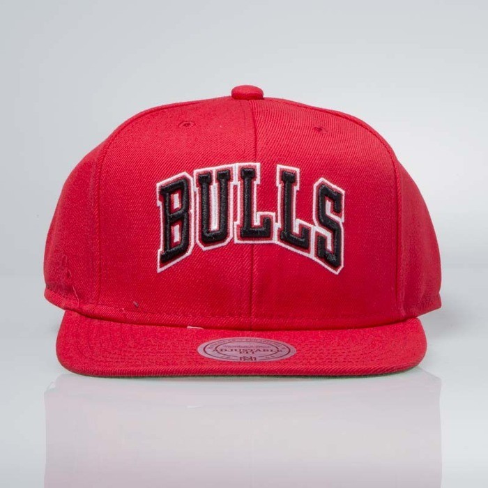 Kšiltovka Mitchell & Ness Chicago Bulls WOOL SOLID NL15Z 950 Kč