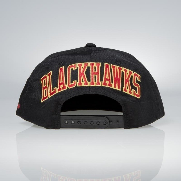Snapback kšiltovka Mitchell & Ness Chicago Blackhawks Black Ripstop Honeycomb kouit Praha