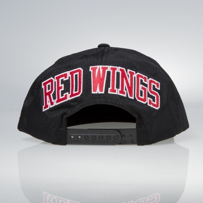 Snapback kšiltovka Mitchell & Ness Detroit Red Wings Black Ripstop Honeycomb Praha